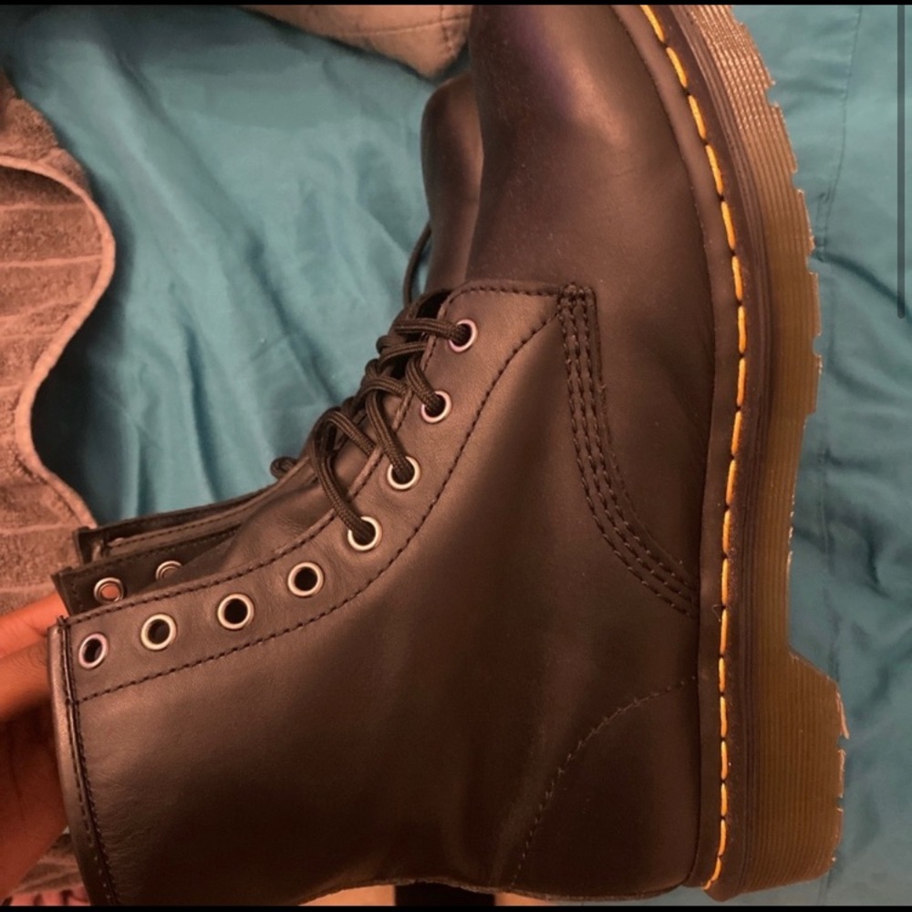 DOC MARTENS BLACK